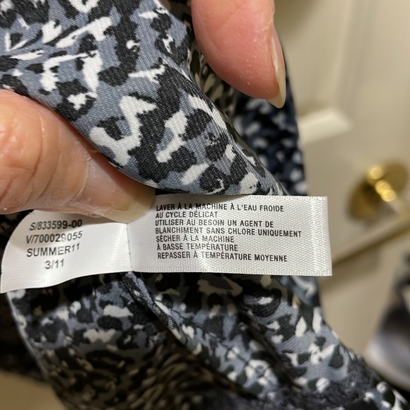 Gap gray/black/white printed dress (sz 10) - Picture 7 of 10